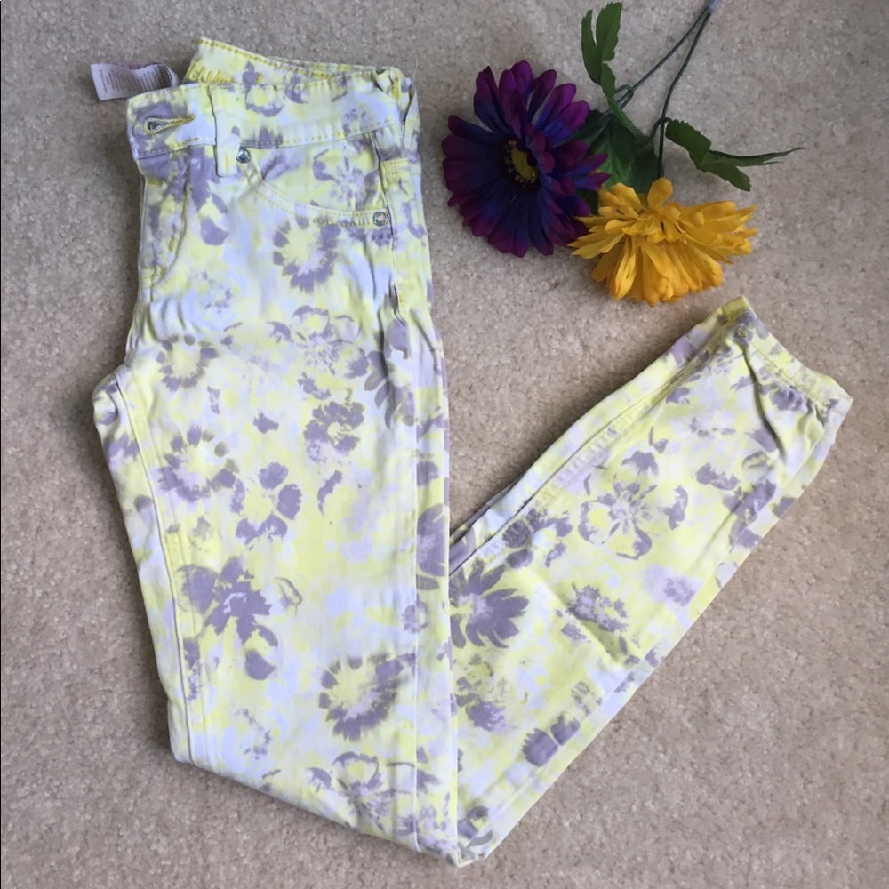 Justice Premium cute patterned jeans!!